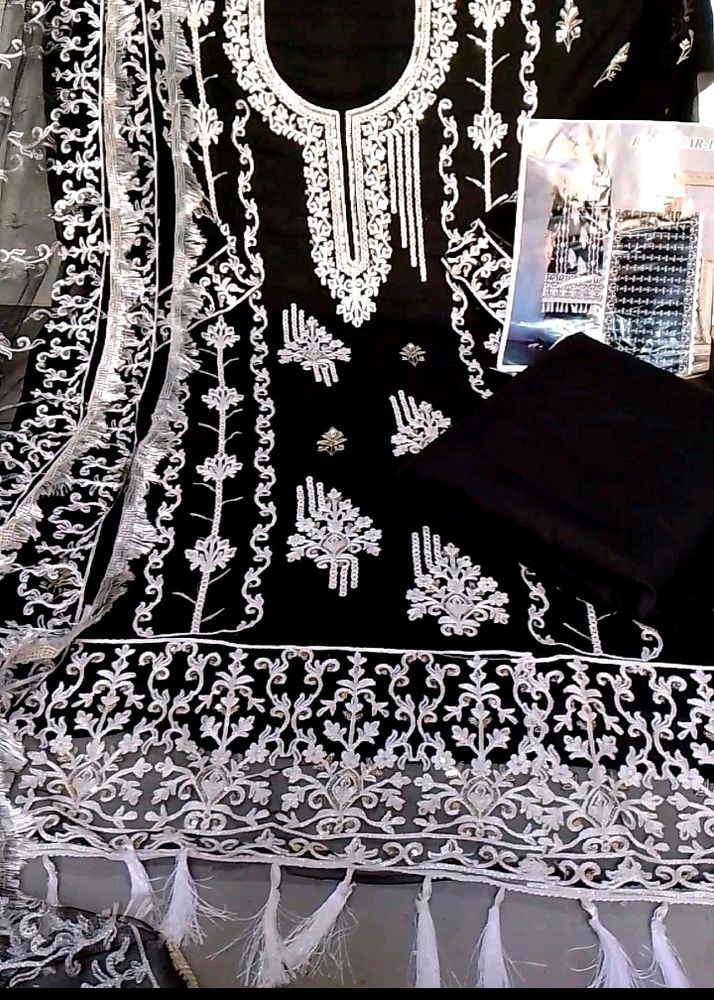 Pakistani Kurti Pant And Dupatta 🇵🇰