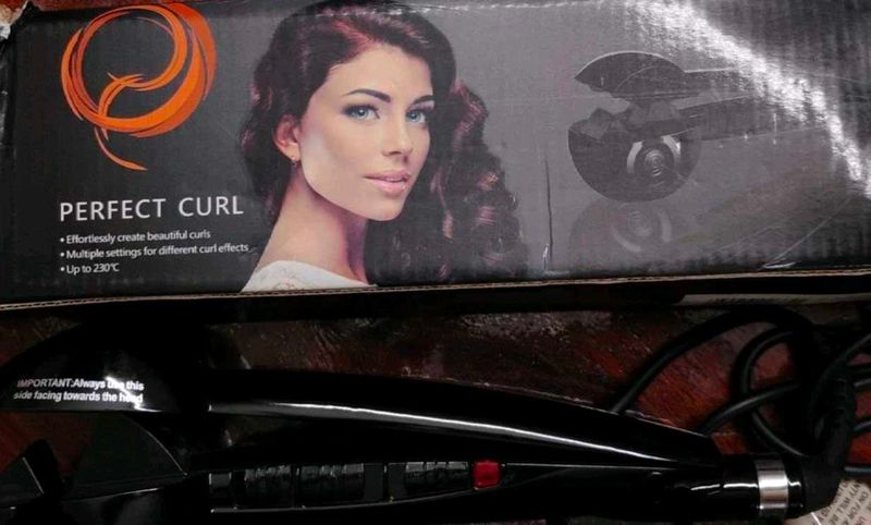 PRICE DROP!!    Perfect Ladies Curly Hair Machine