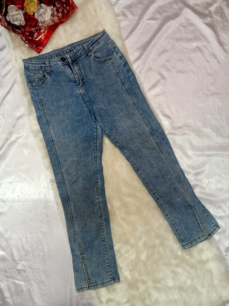 💙Stylish Blue Denim Jeans💙