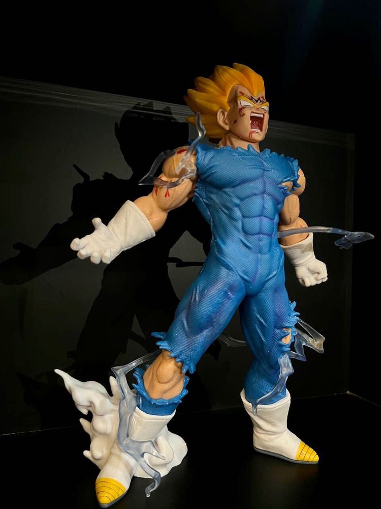 Majin Vegeta 25 Cm Action Figure