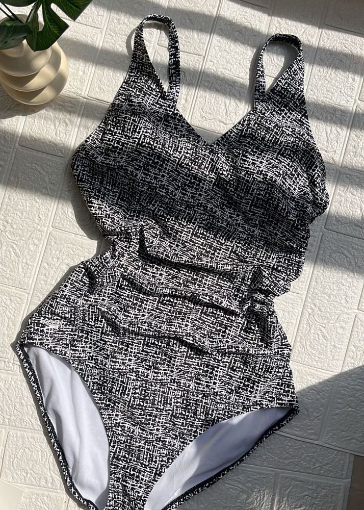 Speedo Swimsuit💕