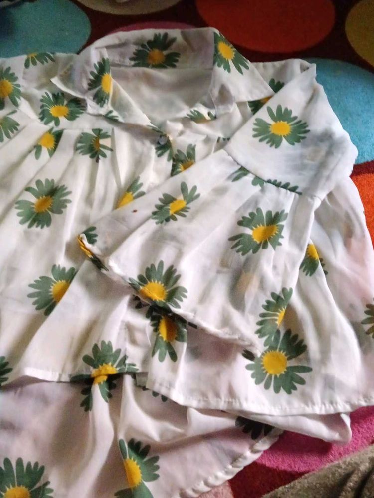 Daisy Print Blouse