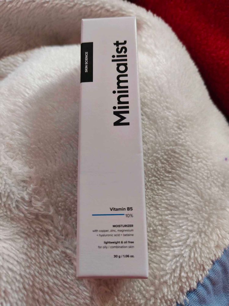 Minimalist Dehydrated Skin Moisturizer with 10% Vi