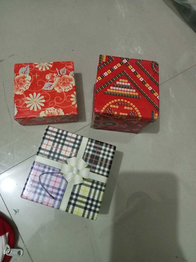 Decorative Gift Boxes And Jewellery Bag