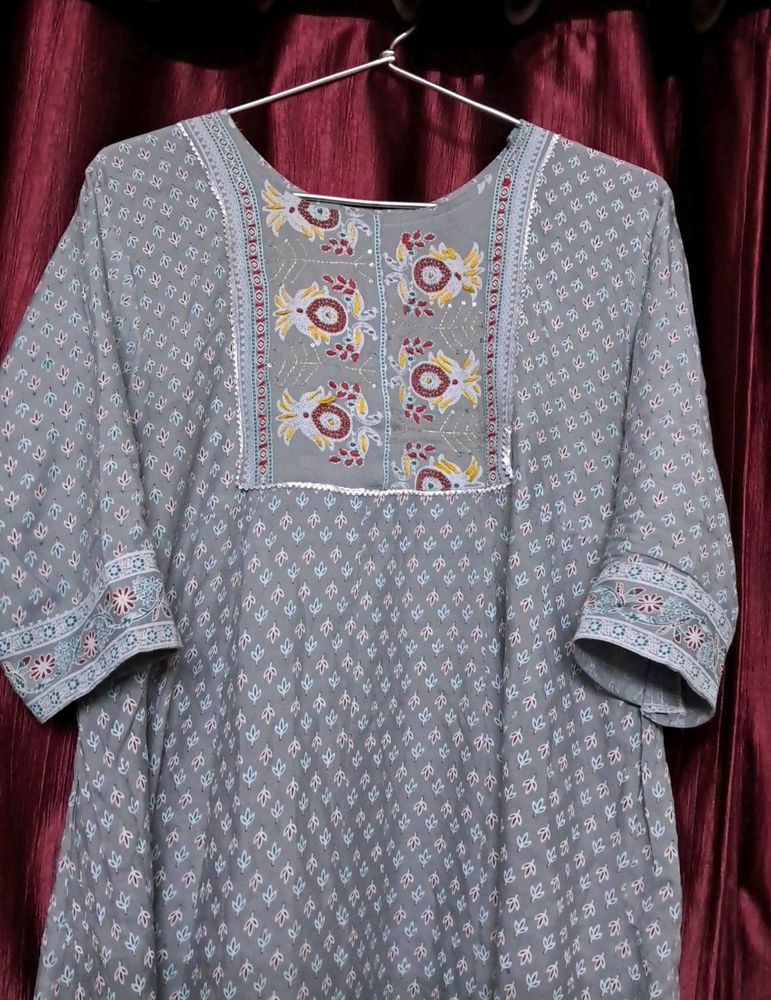 PRICE DROP Embroidered Boutique Kurta