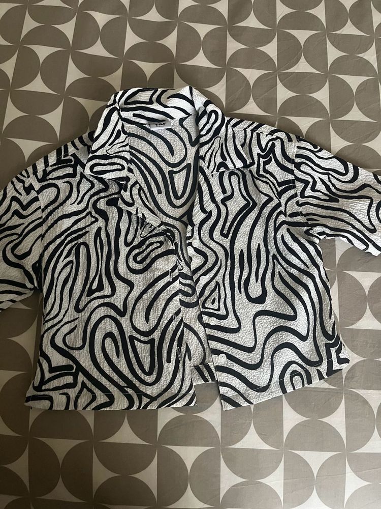 Cool Animal Print Trendy Top (zebra stripes)