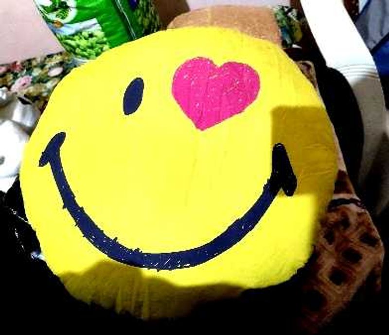 Emoji Pillow Surplus Export Quality