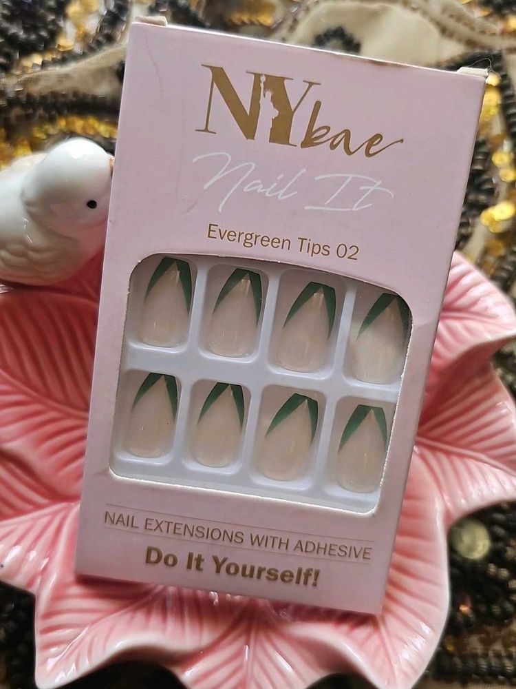 NY Bae Evergreen Tips 02