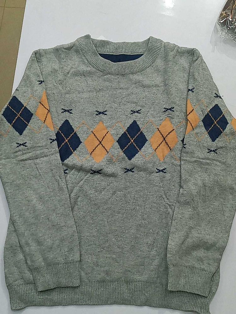 Argyle Pattern Grey Sweater