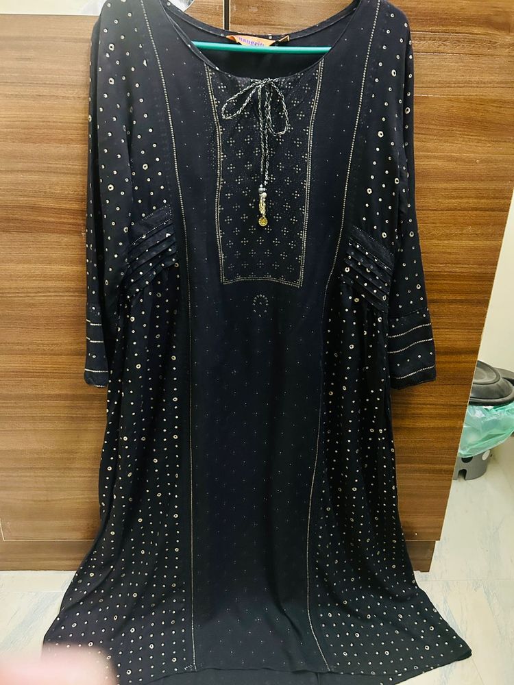 Elegant  Black Printed Suit Set