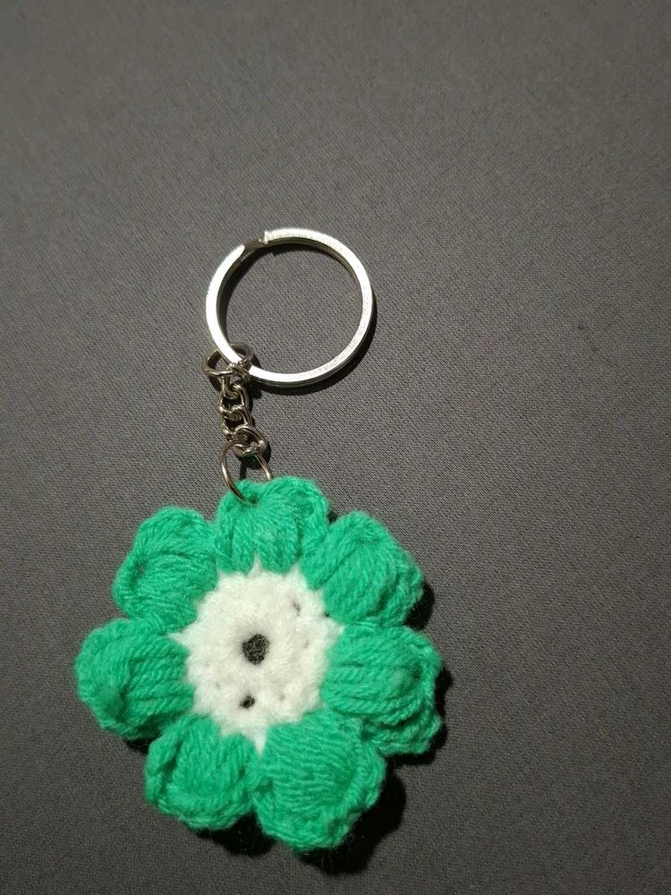 Crochet Flower Keychain - Green