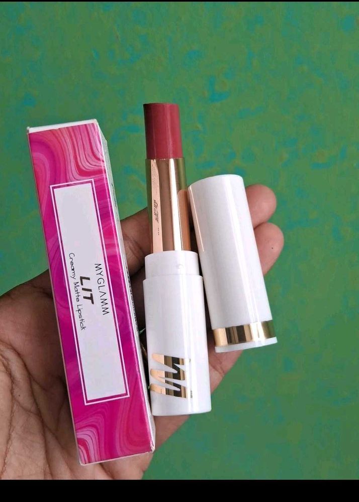 MYGLAMM Lipstick Any 1