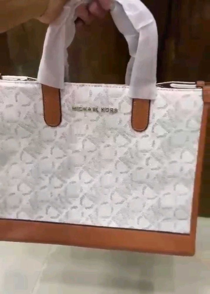 Micheal Kors Handbags