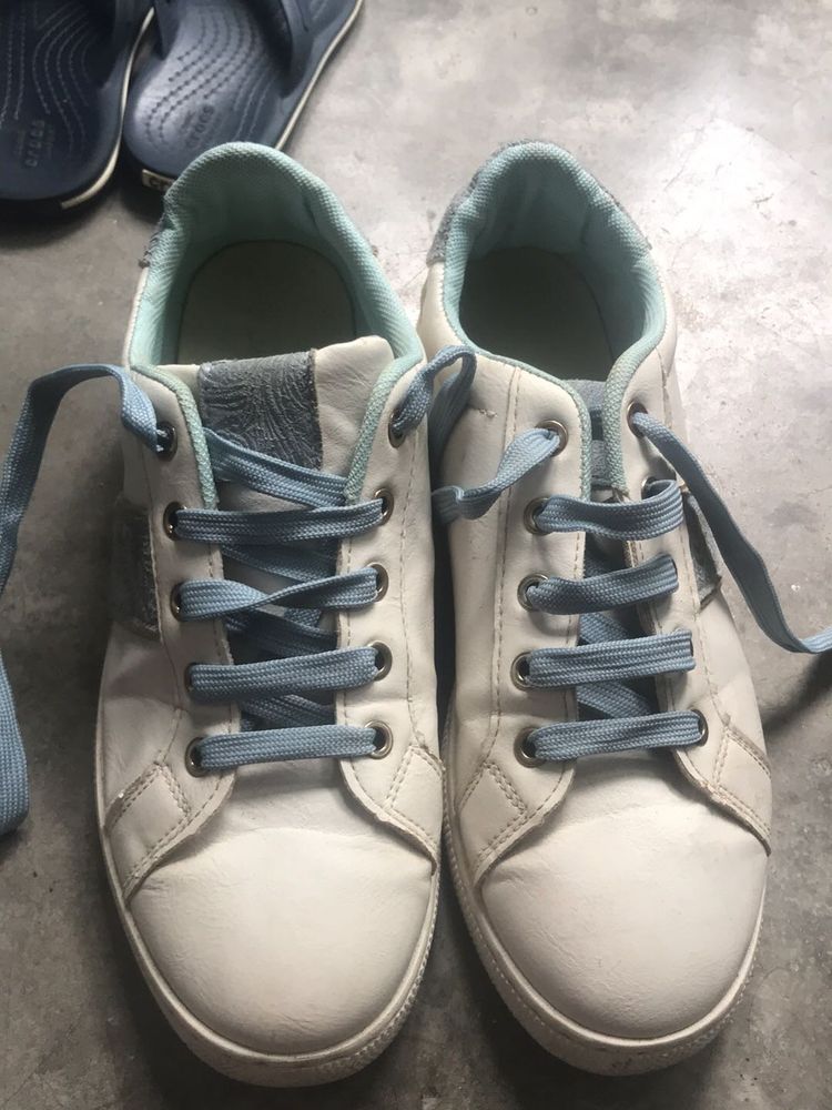 White Casual Sneakers