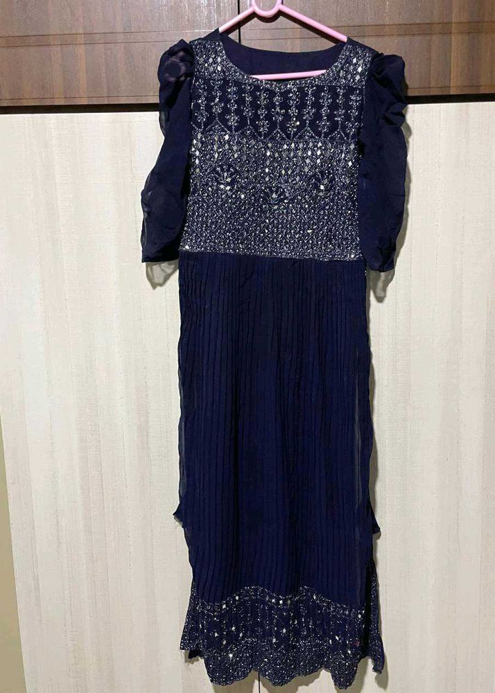 Naira Cut Kurta Set🥰