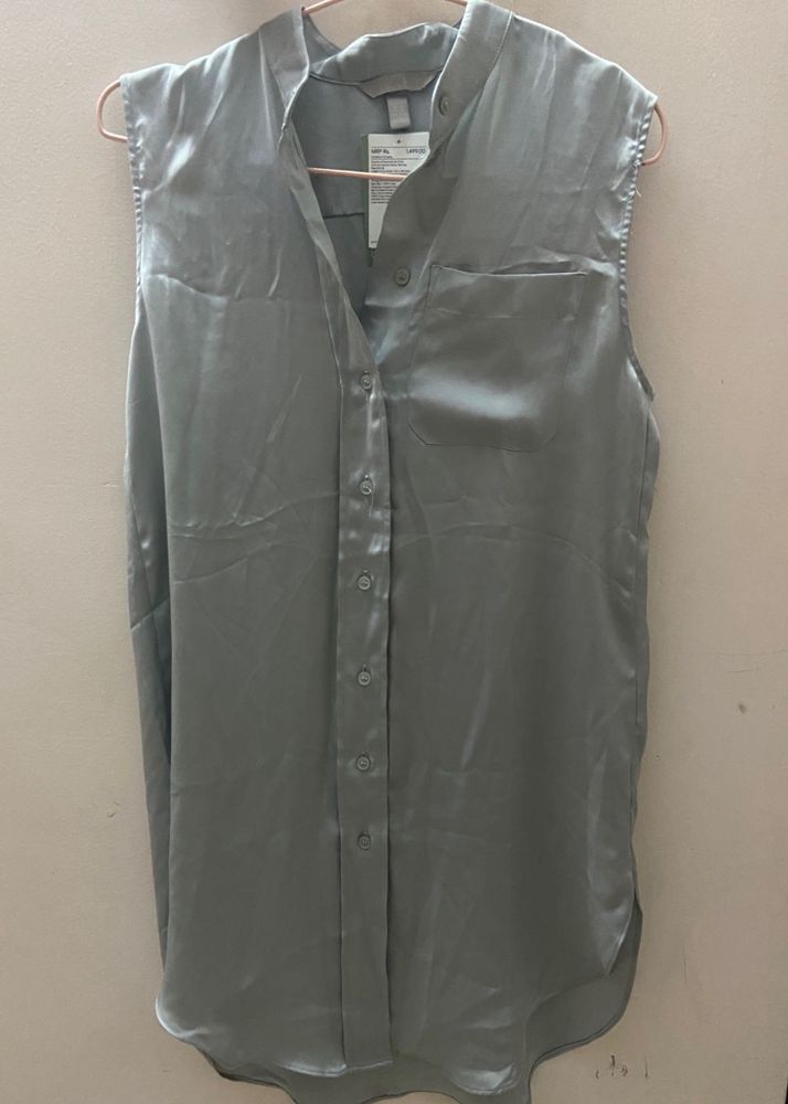 Sleeveless Button-Up Top