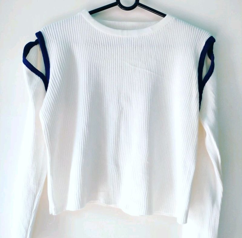 The Korean White Top