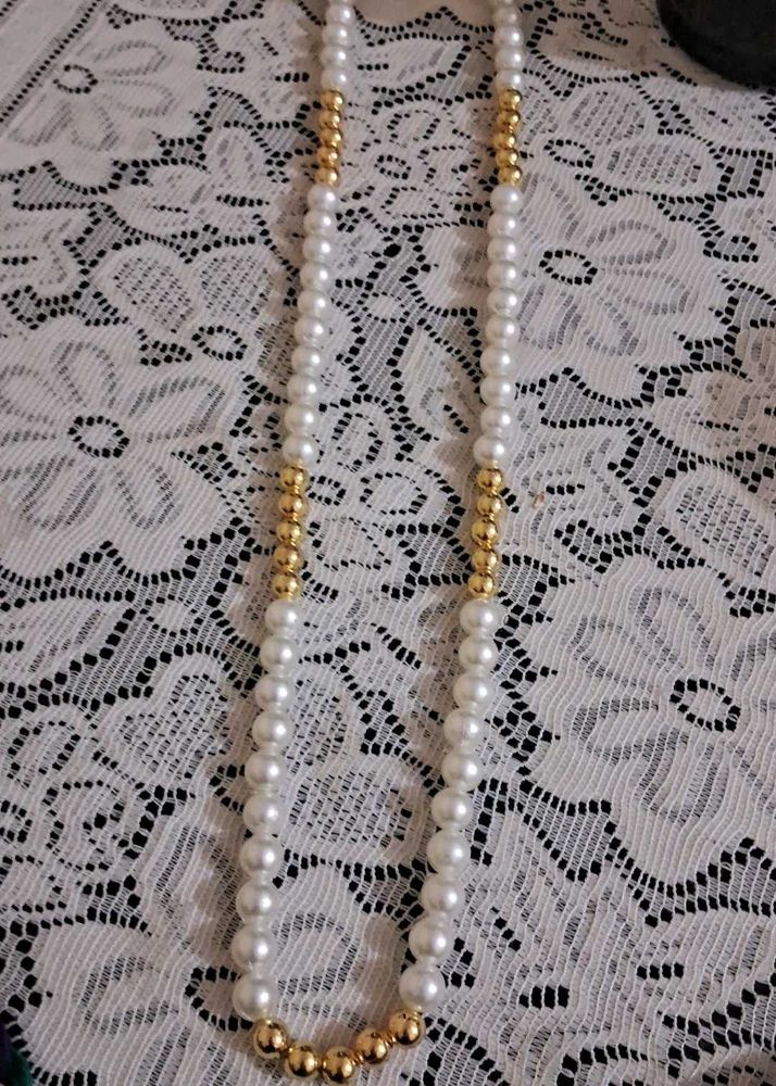 Pearl &amp; Golden necklace