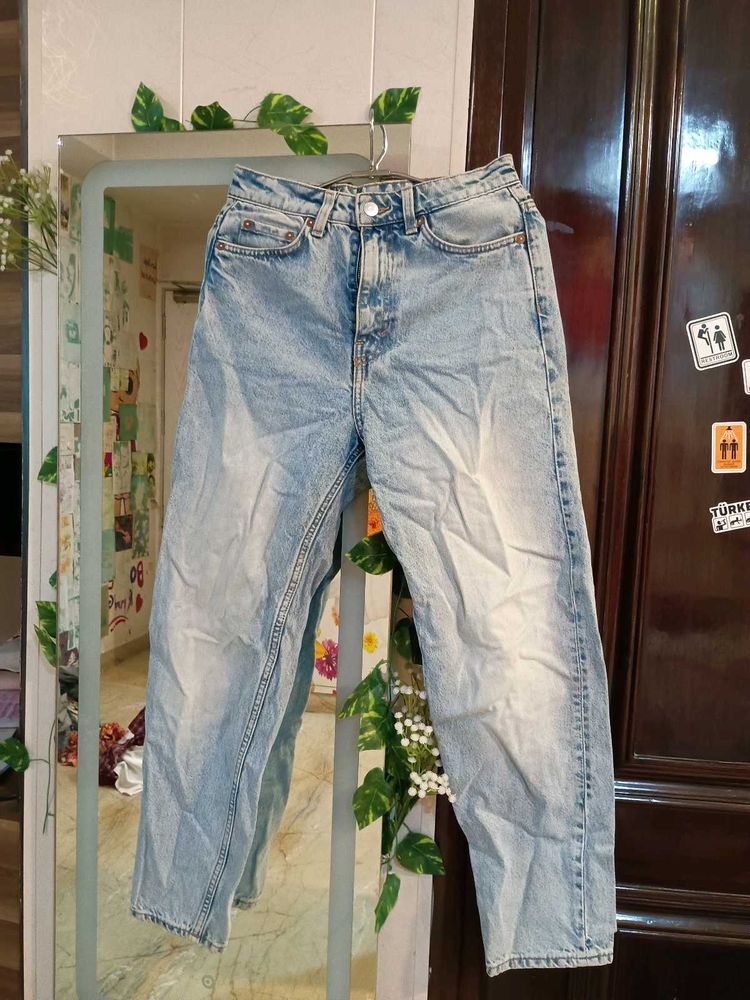 Mom Jeans