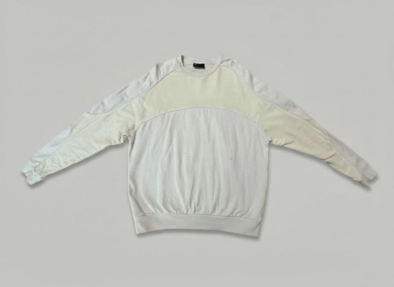 Unique Two-Tone Pullover Sweatshirt