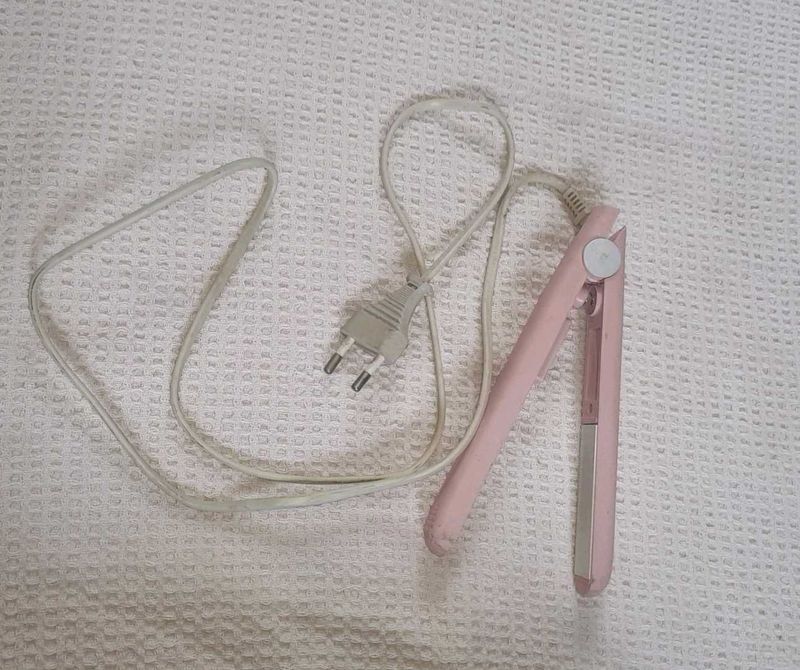 Cute Hair Straightener 💗