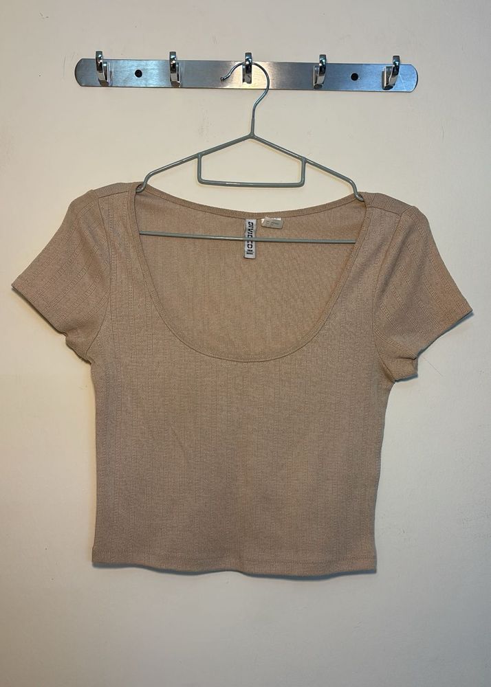 Ribbed Crop Top - Casual Style