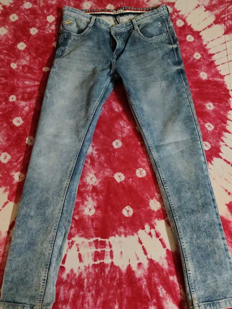 Light Wash Denim Jeans