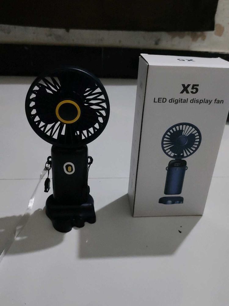 X5 LED Digital Display Fan