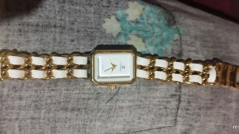 Elegant Gold Watch