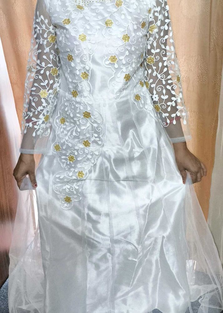 Elegant White &amp; Gold Dress