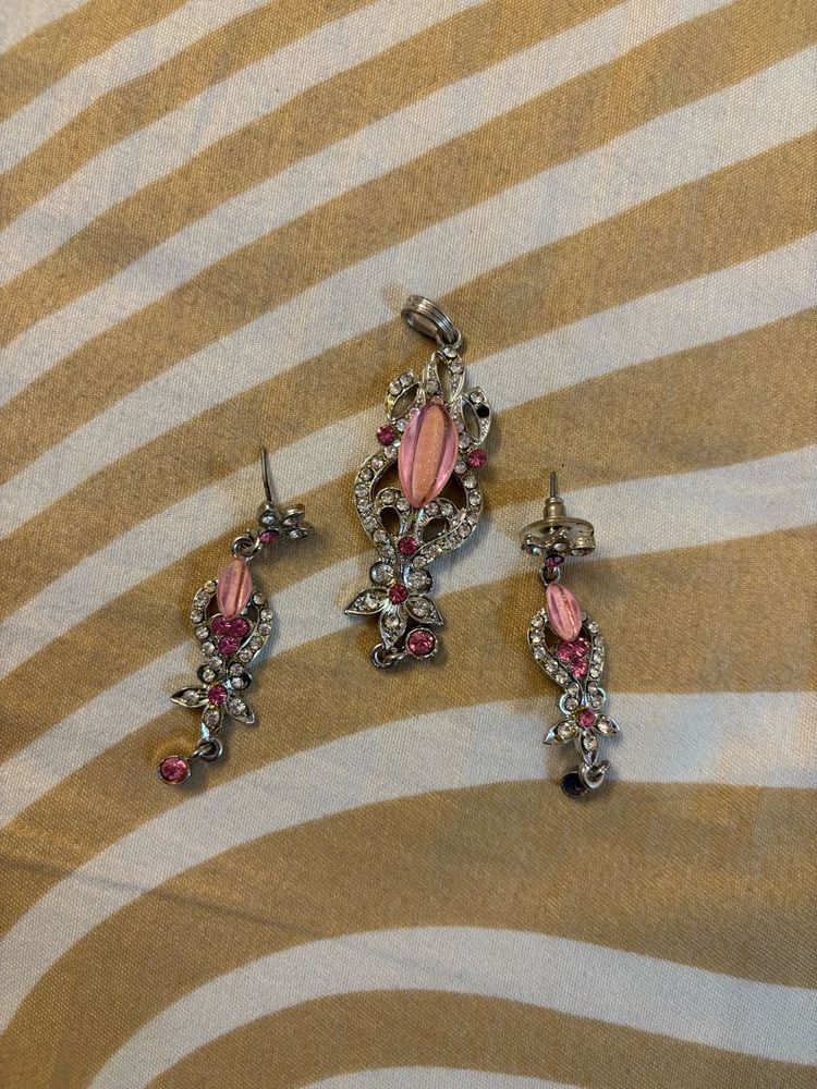 Pendant With Earring