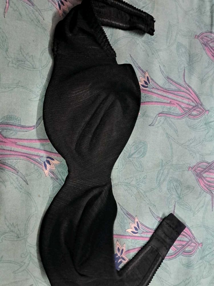 It&#39;s Tube Black Bra