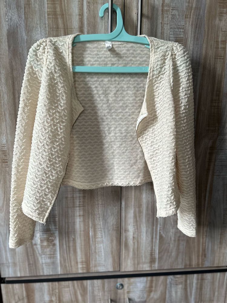 Cream Textured Cropped Cardigan