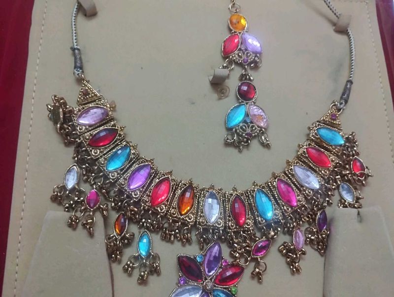 multicolor stones Jewellery Set