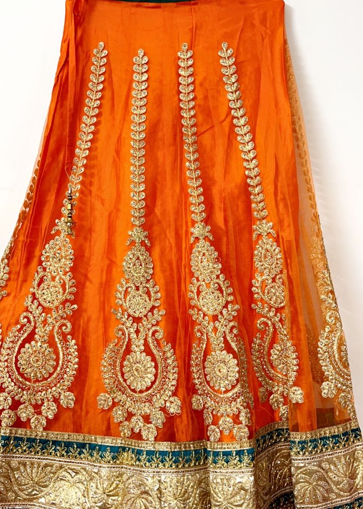 Stunning Orange Lehnga With Pink Dupatta😍😍