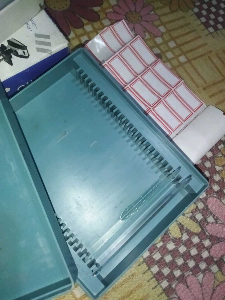 MICROSCOPE SLIDE BOX