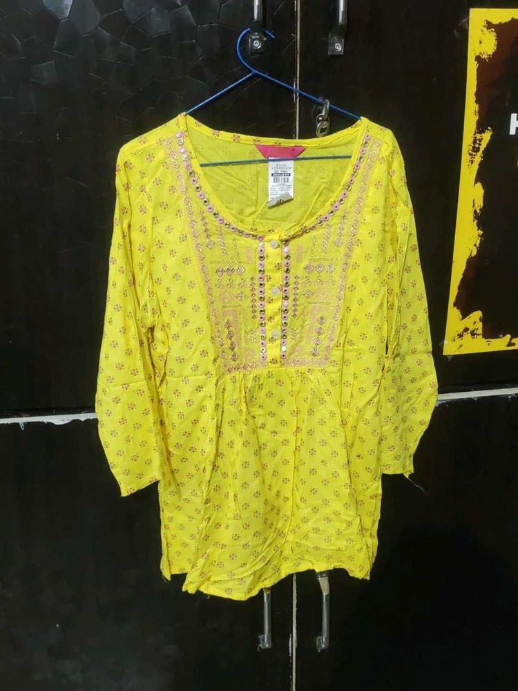 Yellow Top