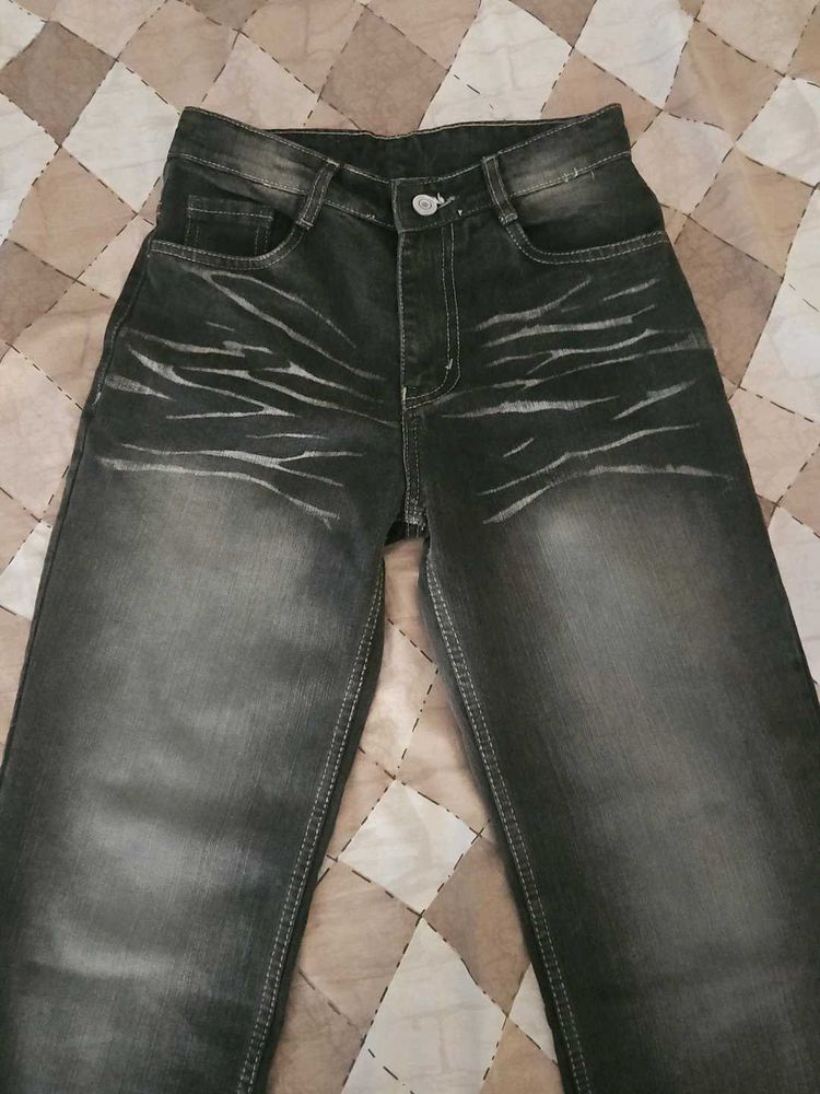 Stylish Black Jeans
