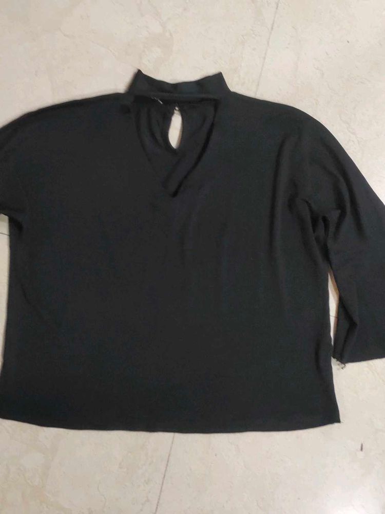 Black Fashion Neck Top Woman