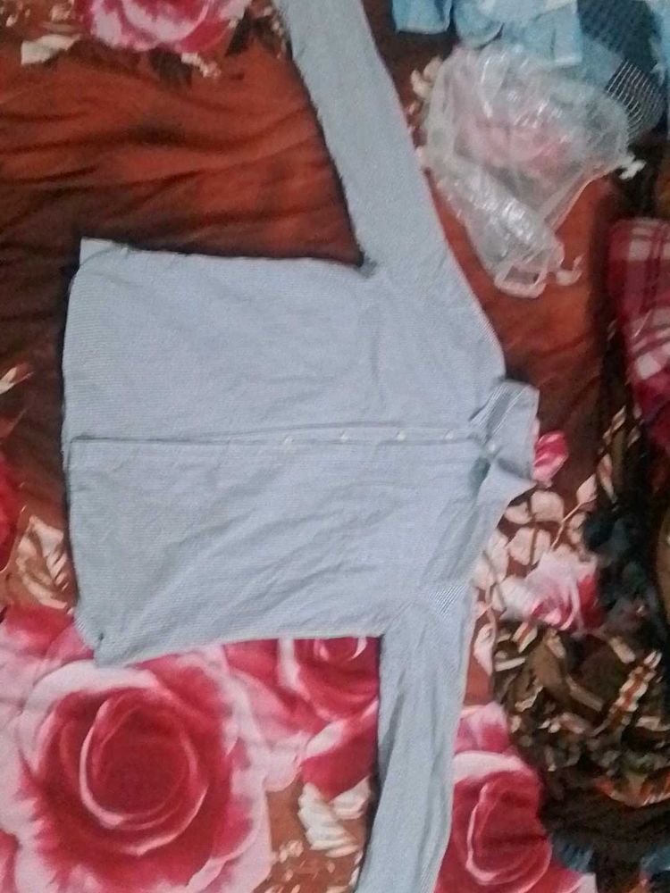 Men's Light Blue Long Sleeve Shirt