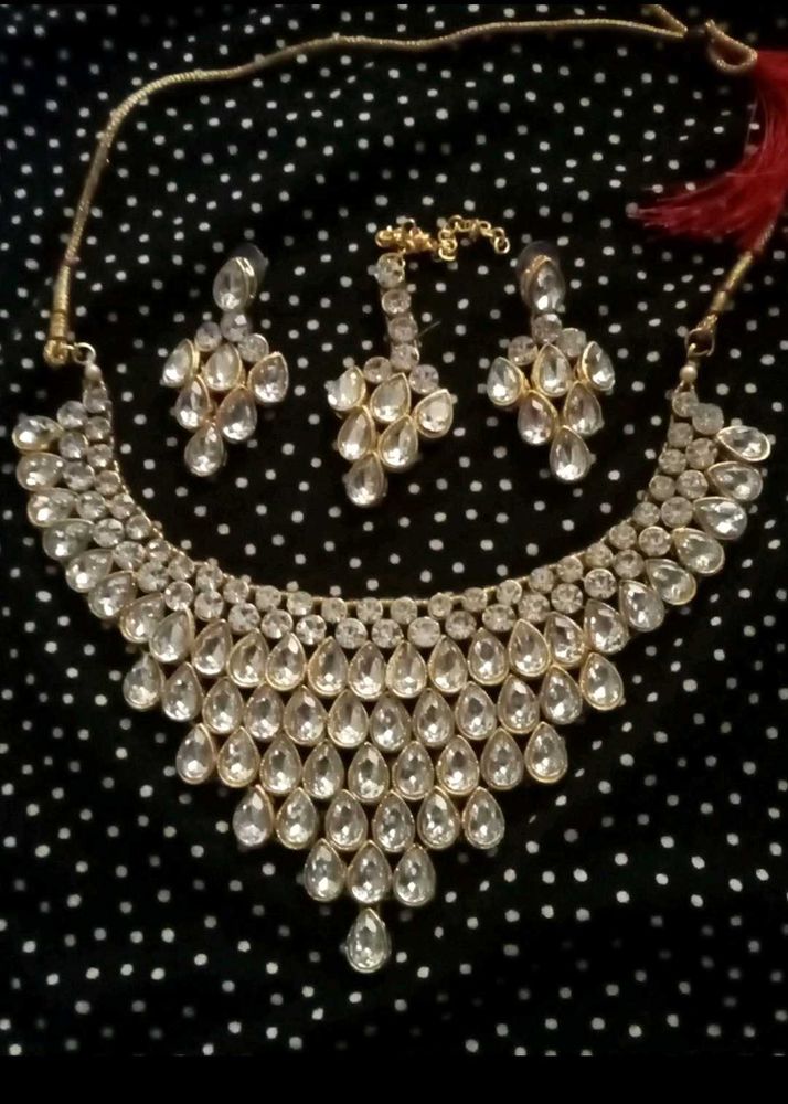 Beautiful Gold Kundan Jewellery