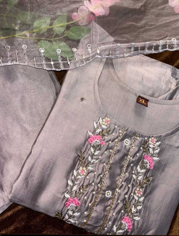 Offer Now To Grab !!Heavy Pastel Grey Suit