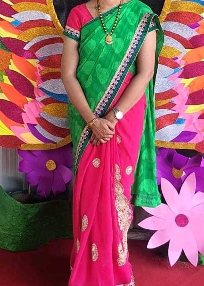 Pink &amp; Green Embroidered Saree😍