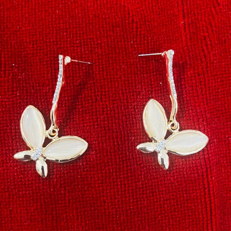 5 pairs Butterfly Dangle Earrings