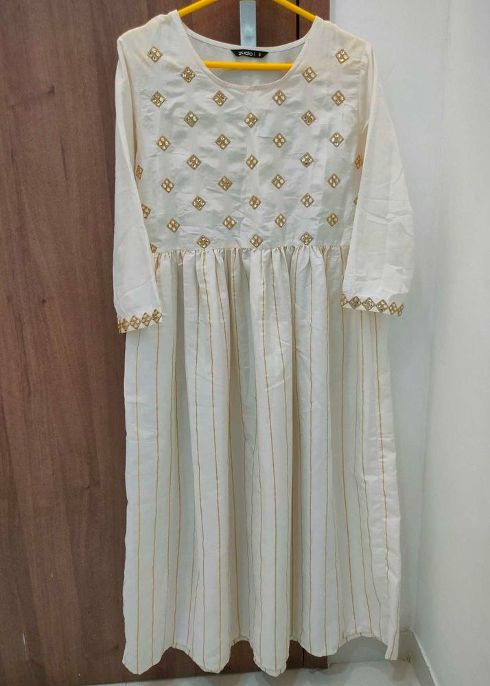 White Embroidered Kurti