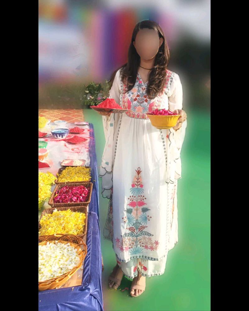 Embroidered Kurta Set