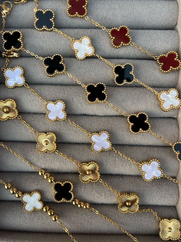 Clover Charm Bracelet