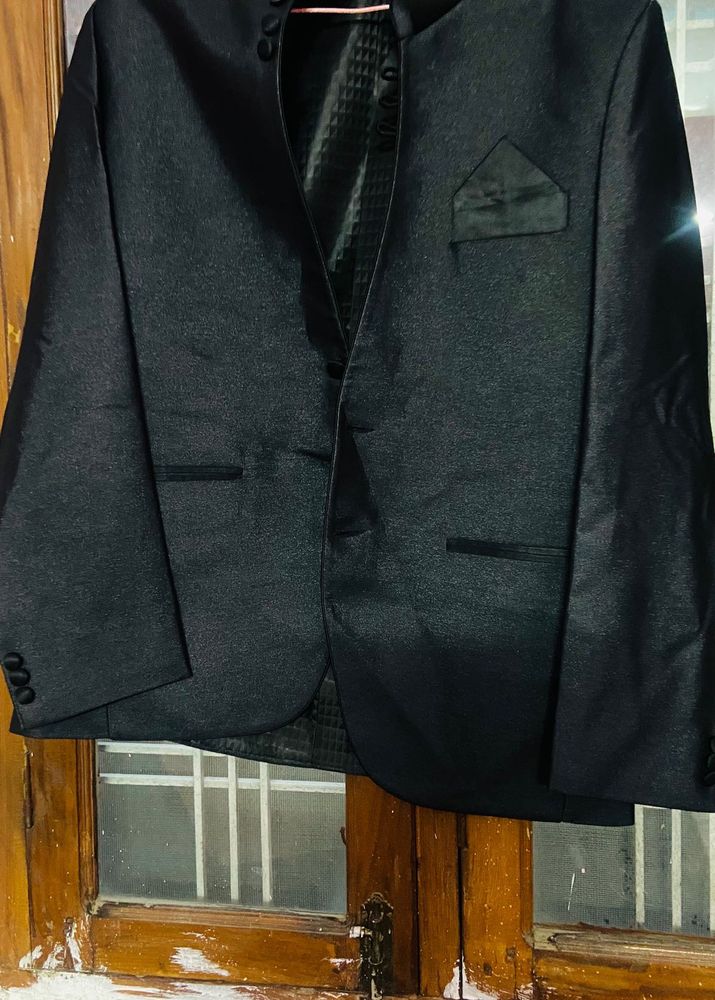 Coat Pant With Shirt