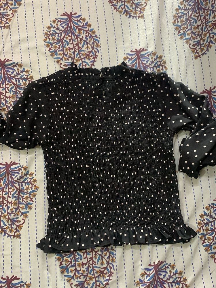 COMBO of 2 Preety Tops In Perfect New Condition