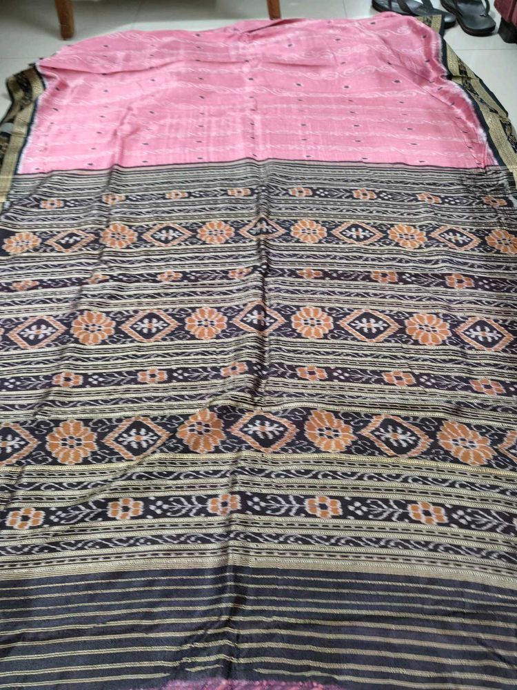 Pink &amp; Black Ikat Pattern Saree